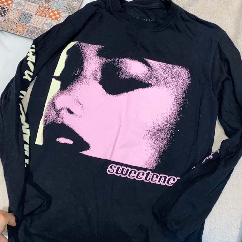Arianna grande world tour long sleeve